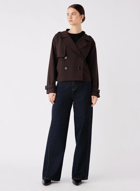 Avenue Cropped Trench