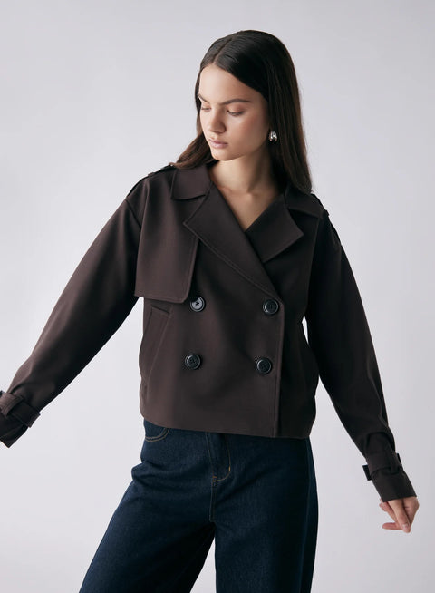 Avenue Cropped Trench