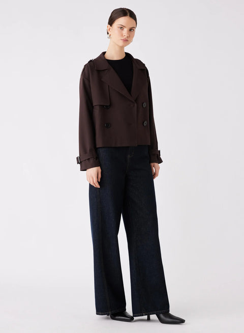 Avenue Cropped Trench