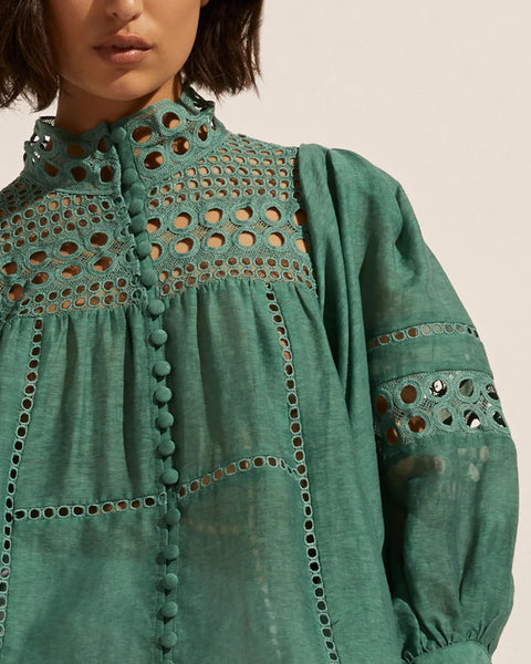 Dedicate Top Pine