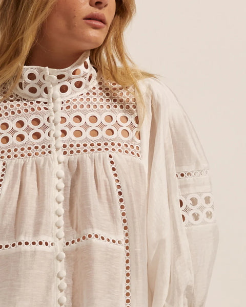 Dedicate Top Porcelain