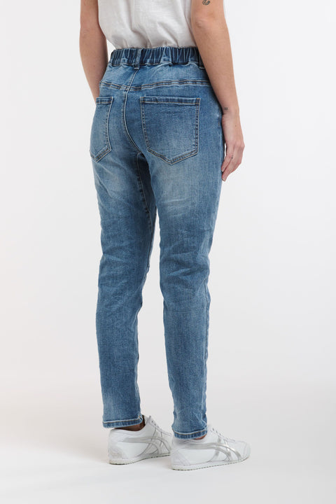 Emma Jeans Mid Blue