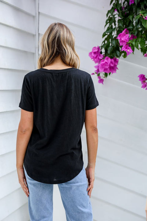 Good Vibes Tee Black