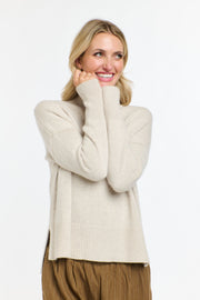 Isla Angora Knit Natural