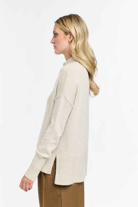Isla Angora Knit Natural