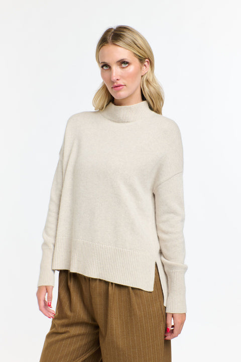 Isla Angora Knit Natural