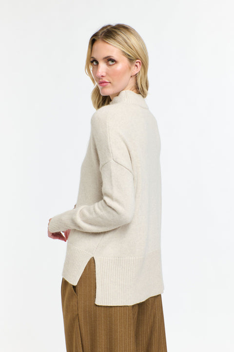 Isla Angora Knit Natural