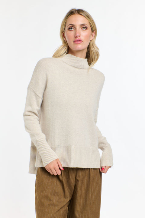 Isla Angora Knit Natural
