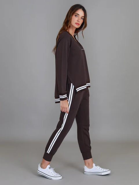 Pammy Logo Sweater Truffle