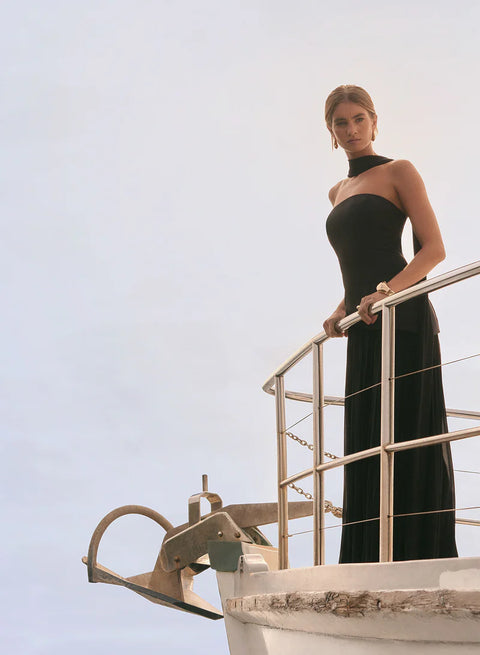 Viewpoint Maxi Dress Black