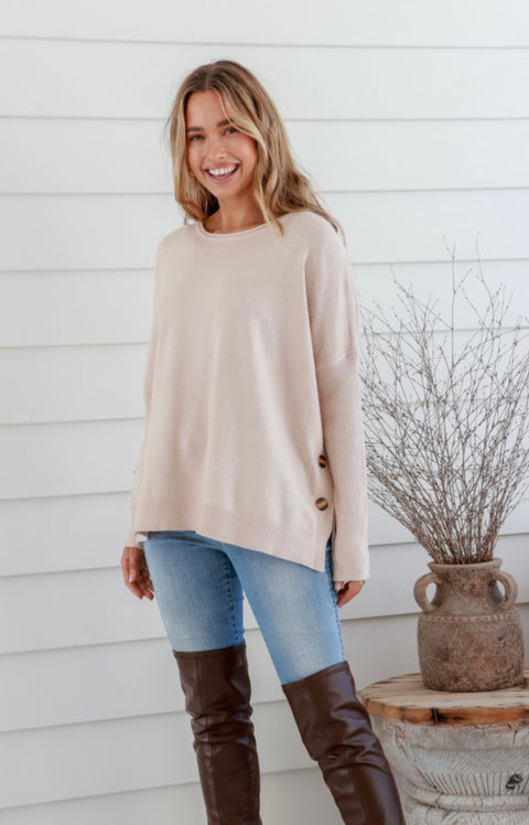 Button Knit Cream