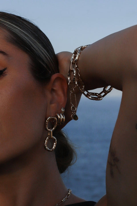 Nicola Link Earring Gold