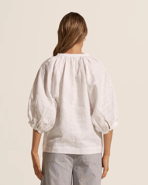 Remark Top Porcelain Embroided