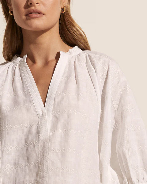 Remark Top Porcelain Embroided