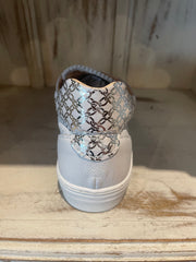 Bianco Chain Sneaker